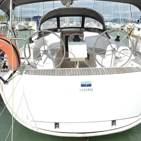 Two Bedroom In Botel 4*